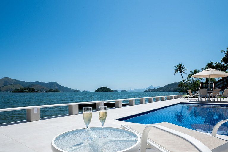 Casa Waimea - Linda casa com praia particular