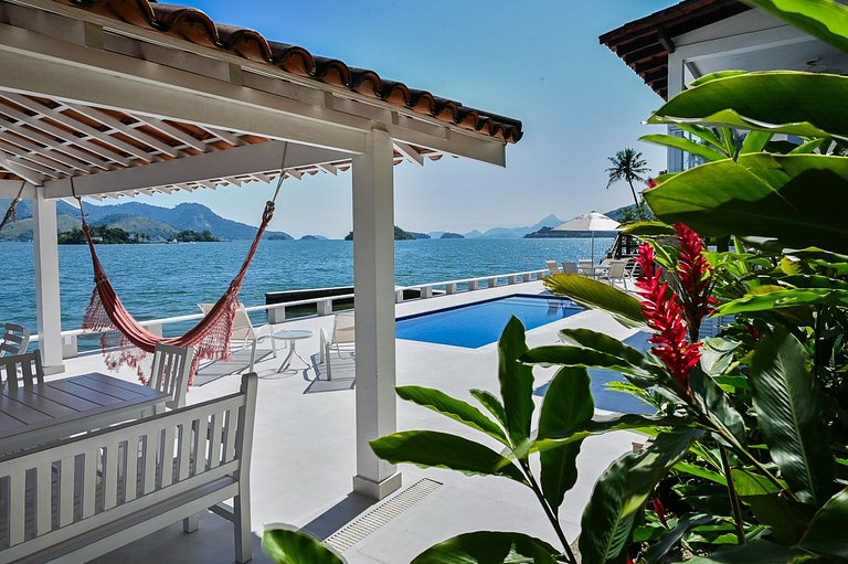 Casa Waimea - Linda casa com praia particular