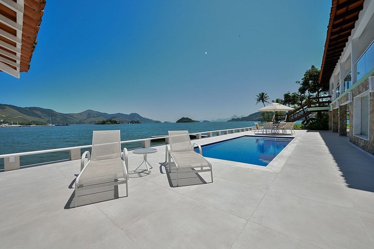 Casa Waimea - Linda casa com praia particular