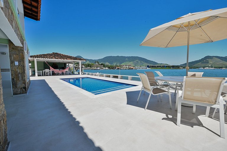 Casa Waimea - Linda casa com praia particular