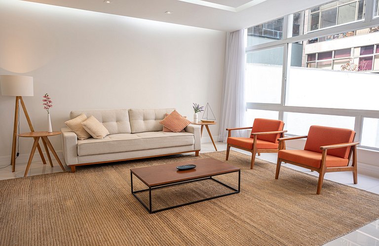 Apto na quadra da praia-Área mais nobre de Ipanema