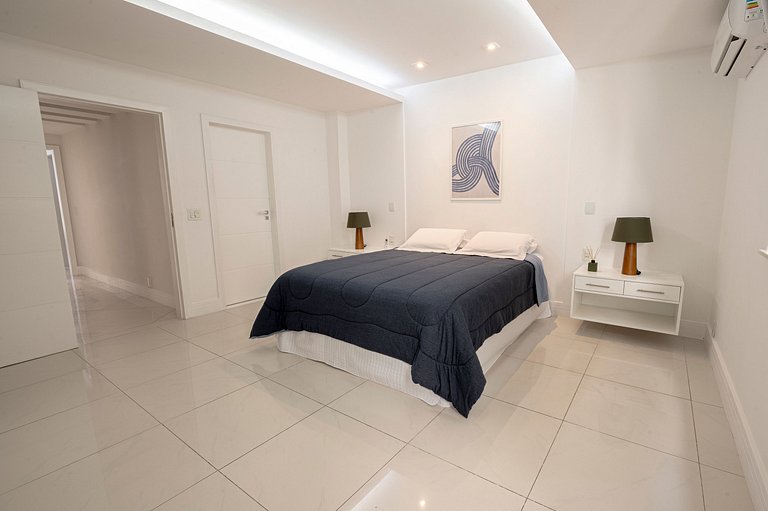 Apto na quadra da praia-Área mais nobre de Ipanema