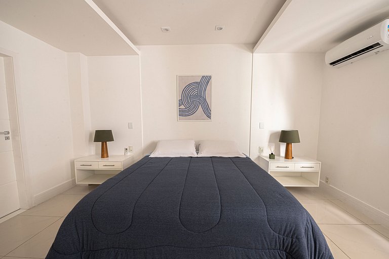 Apto na quadra da praia-Área mais nobre de Ipanema