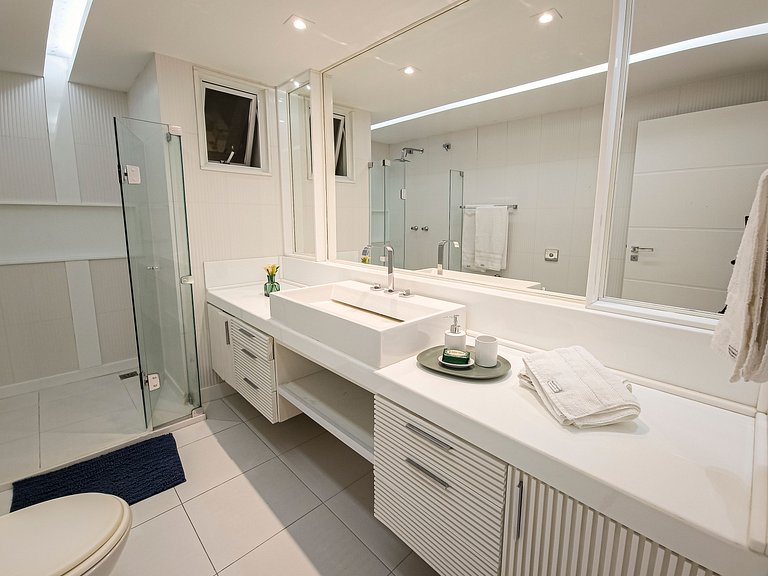 Apto na quadra da praia-Área mais nobre de Ipanema