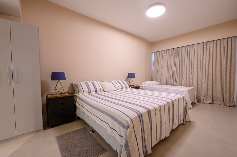 Apartamento reformado perto da praia 4 quartos