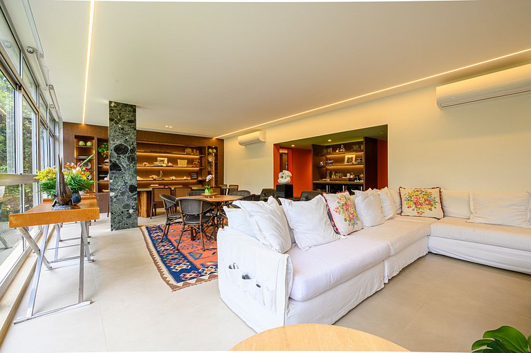 Apartamento reformado perto da praia 4 quartos