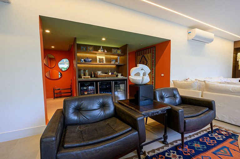 Apartamento reformado perto da praia 4 quartos